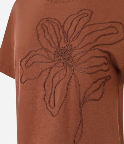 Remera Manga Corta con Bordado Floral 6