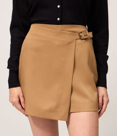 Short Pollera Sastre en Viscosa con Traspase de Hebilla 3