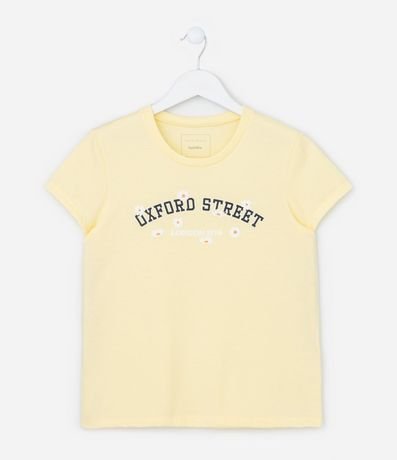 Remera Infantil Slim con Lettering Oxford Street y Flores - Talle 5 a 14 años