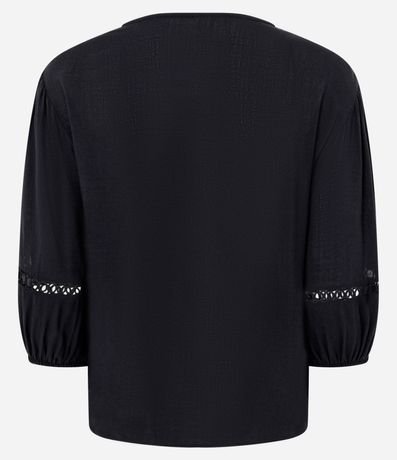 Blusa Texturizada en Viscosa con Recorte Fruncido 7