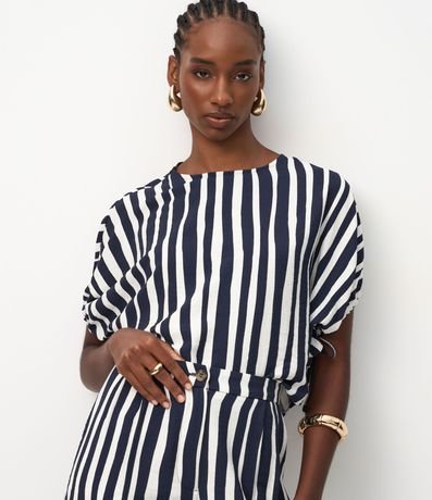 Blusa Manga Corta Maquinetado con Estampado Rayada