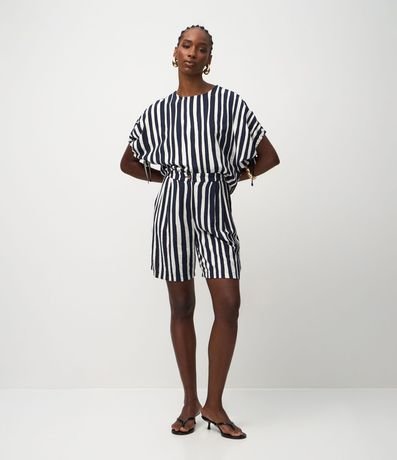 Short Maquinetado con Estampado de Rayas y Cintura Elástica