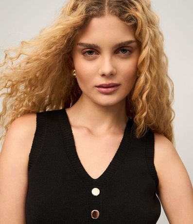 Chaleco en Punto con Cierre por Botones 3