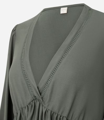 Blusa Texturizada en Viscosa con Volado en el Bajo 7