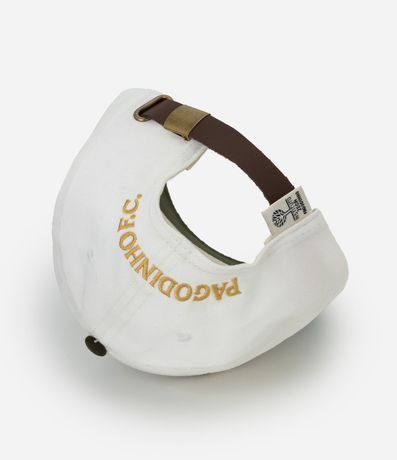 Gorra Aba Curva con Lettering Zeca Pagode 6