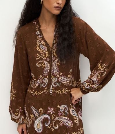 Vestido Midi en Viscosa con Cuello Alto y Estampa Paisley 4
