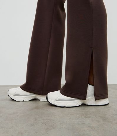 Pantalón Deportiva Flare en Modal con Efecto Lavado 7