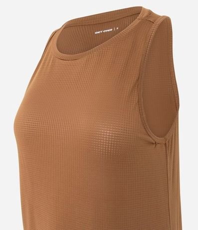 Musculosa Deportiva en Microfibra Texturizada y Ruedo Redondeado 2