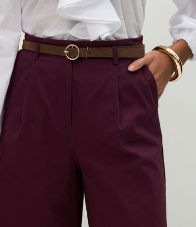 Pantalón Pantacourt en Sastrería con Cinturón 4