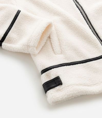 Campera en Pelo Artificial con Detalles Contrastantes - Talle 5 a 14 años 10