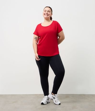Remera Deportiva en Microfibra Texturizada 5