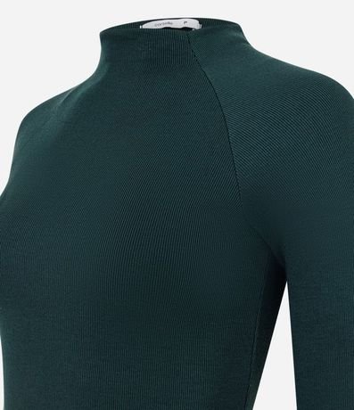 Blusa Básica en Viscosa con Cuello Alto y Sisa Raglán 6