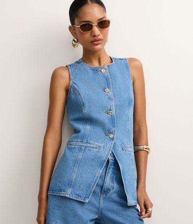 Chaleco Alargado en Jeans Cinturado con Botones