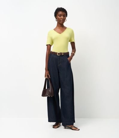 Blusa Básica en Viscosa con Escote V 2