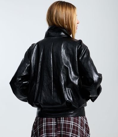 Campera Bomber Pesada en PU con Puños Ajustados 4