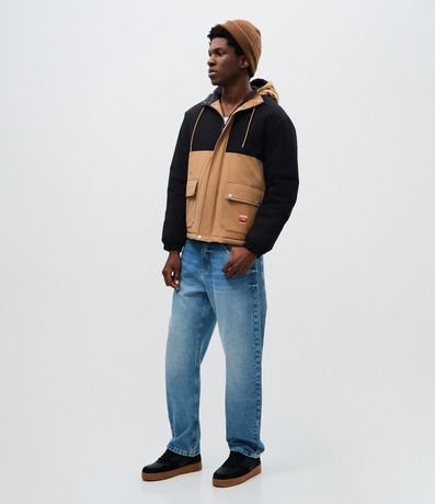 Chaqueta Masculina Parka en Poliéster con Capucha Ajustable 2