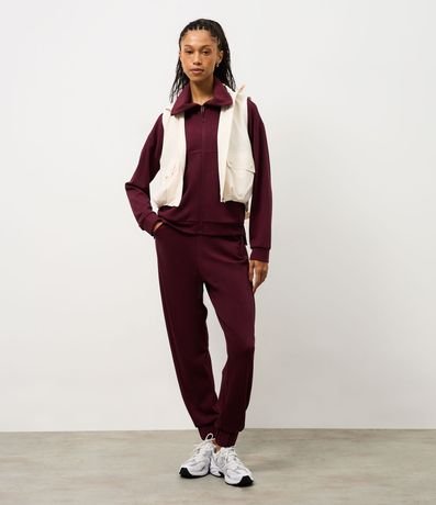 Campera Deportiva en Modal con Detalles Canelados 3