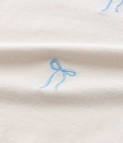 Remera Infantil con Bordado de Moñitas – Talle 5 a 14 años 5