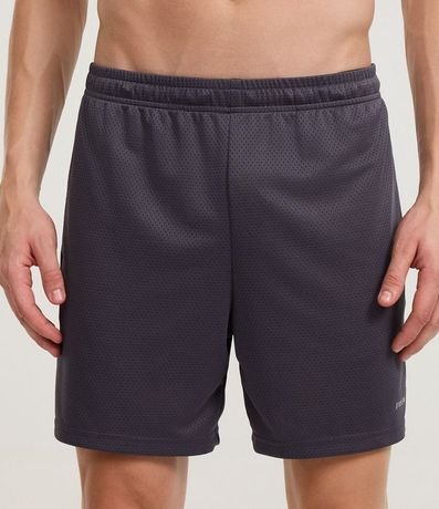 Bermuda Lisa en Microfibra con Textura de Perforaciones 2