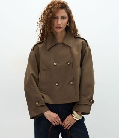 Trench Coat Corto con Abotonado Cruzado 1