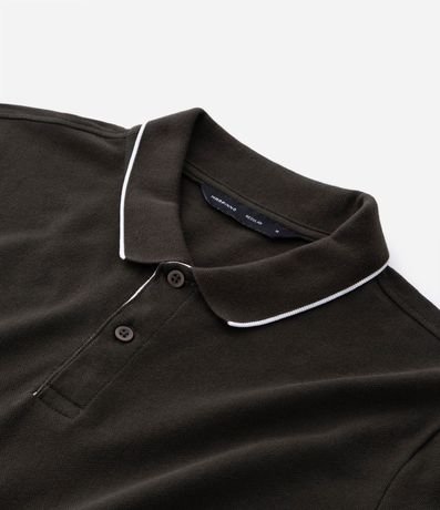 Polo en Media Malla con Detalles Contrastantes 8