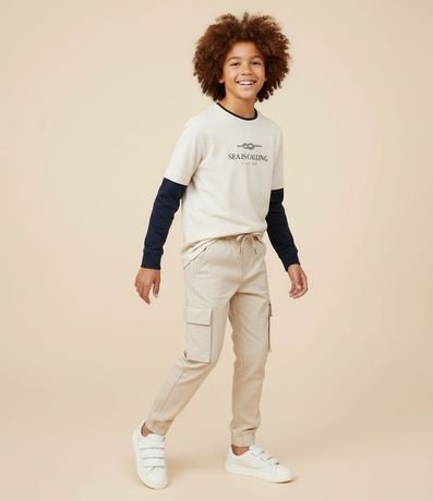 Remera Infantil con Manga Sobrepuesta  e Lettering – Talle 5 a 14 años