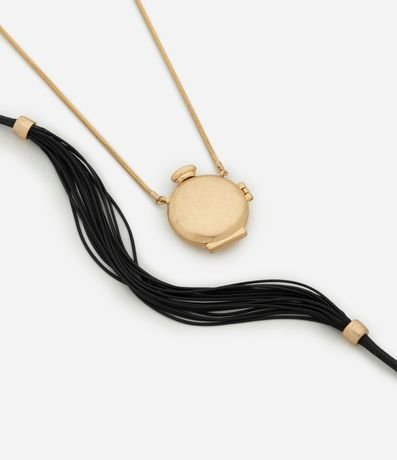 Collar en Capas con Colgante Perfumero