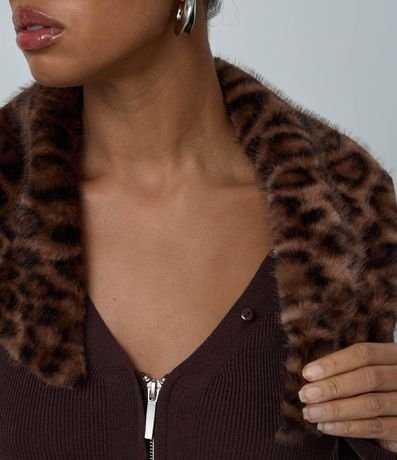 Cardigan en Punto con Cuello Animal Print Desmontable y Cremallera 4