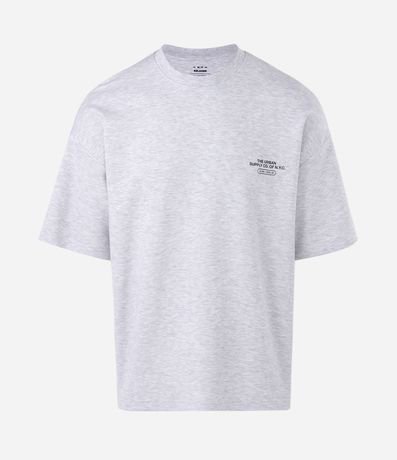 Remera Masculina MC Relaxed Melange con Lettering Embossed 5