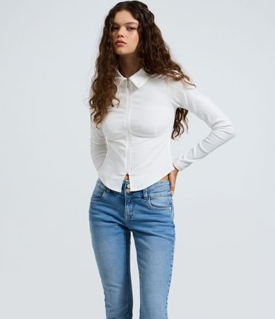 Pantalón Boot Cut en Jeans con Cintura Baja 2