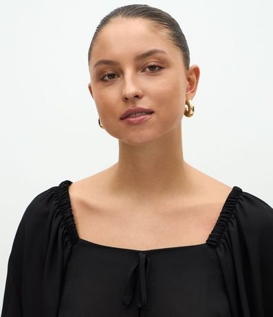 Blusa Manga Corta en Crepé con Lazo 3