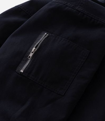 Campera Pesada en Sarga Lisa con Trava de Metal 10