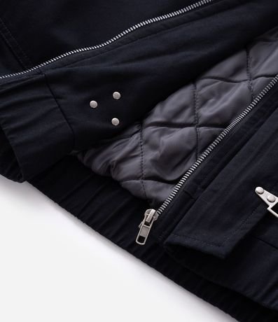 Campera Pesada en Sarga Lisa con Trava de Metal 13