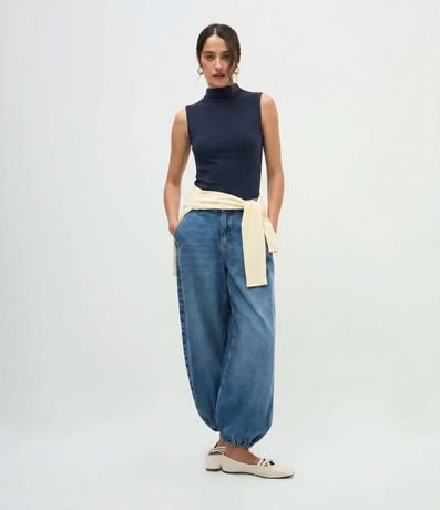 Blusa Regular de Modal con Cuello Alto