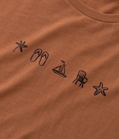 Remera en Algodón con Estampado de Íconos Playeros 7