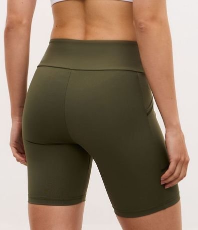 Bermuda Deportiva en Poliamida con Cintura Ancha 4