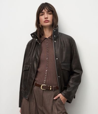 Campera en PU con Cuello Alto y El�stico en el Ruedo 3