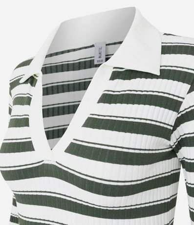 Blusa Seamless Rayada en Microfibra con Cuello Polo 6