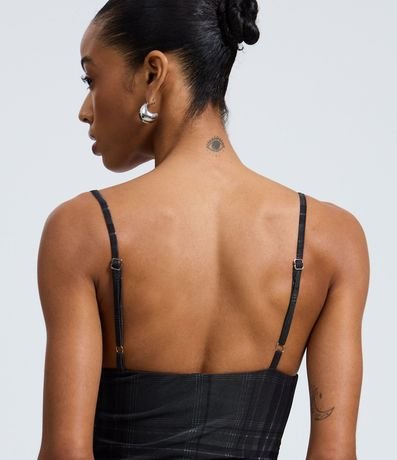 Vestido Midi Bretel Fino en Tule de Cuadros con Ruedo Asimétrico 4