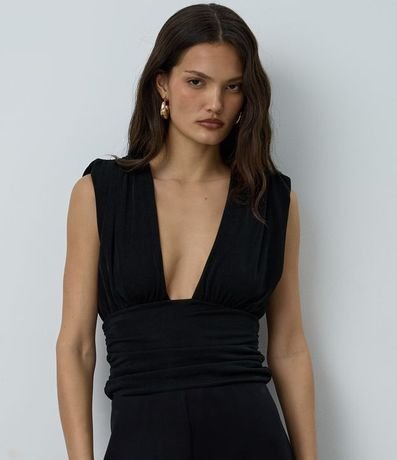 Blusa en Rib con Escote Profundo y Hombrera 3