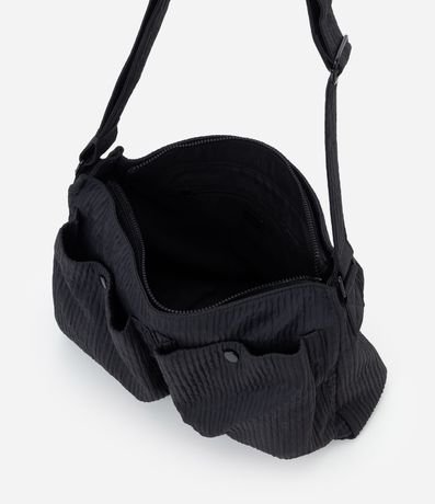 Cartera Masculina Messenger Texturizada con Bolsillos Delanteros 7
