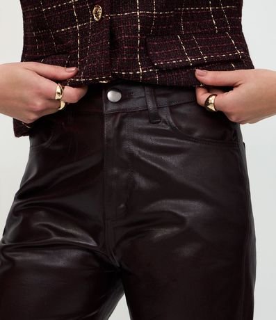 Pantalón Recto en Jeans Resinado con Cintura Alta 4