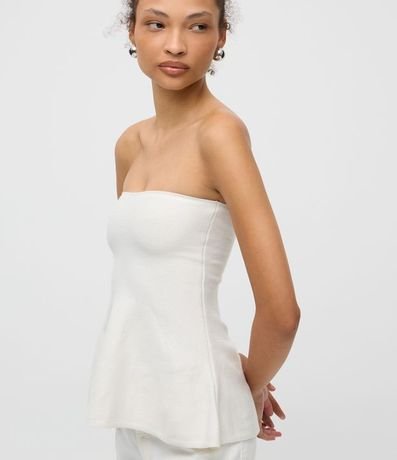 Blusa sin Breteles en Punto con Peplum en el Ruedo 3