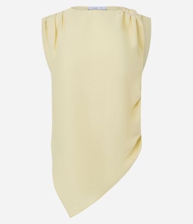 Blusa en Crepé con Adorno en el Hombro y Ruedo Asimétrico 5