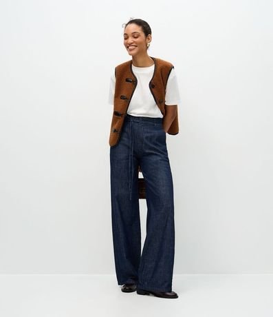 Pantalón Wide en Jeans con Cinturón y Cintura Alta