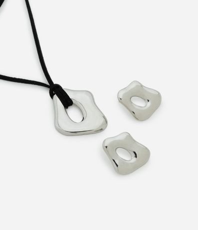 Conjunto de Collar con Lazo y Caravanas de Formato Orgánico Metálico