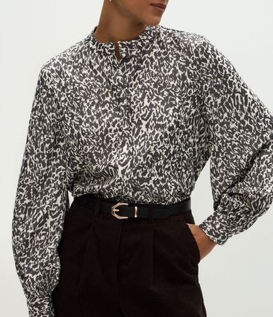 Camisa Satinada con Manga Abullonada 4