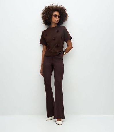 Blusa en Algodón con Aplicación de Flores en Relieve 2