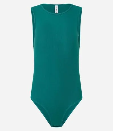 Body Básico en Rib con Cuello Halter 4