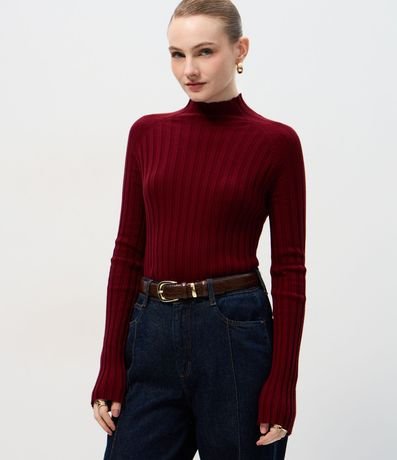 Blusa en Punto con Cuello Alto y Manga Larga
